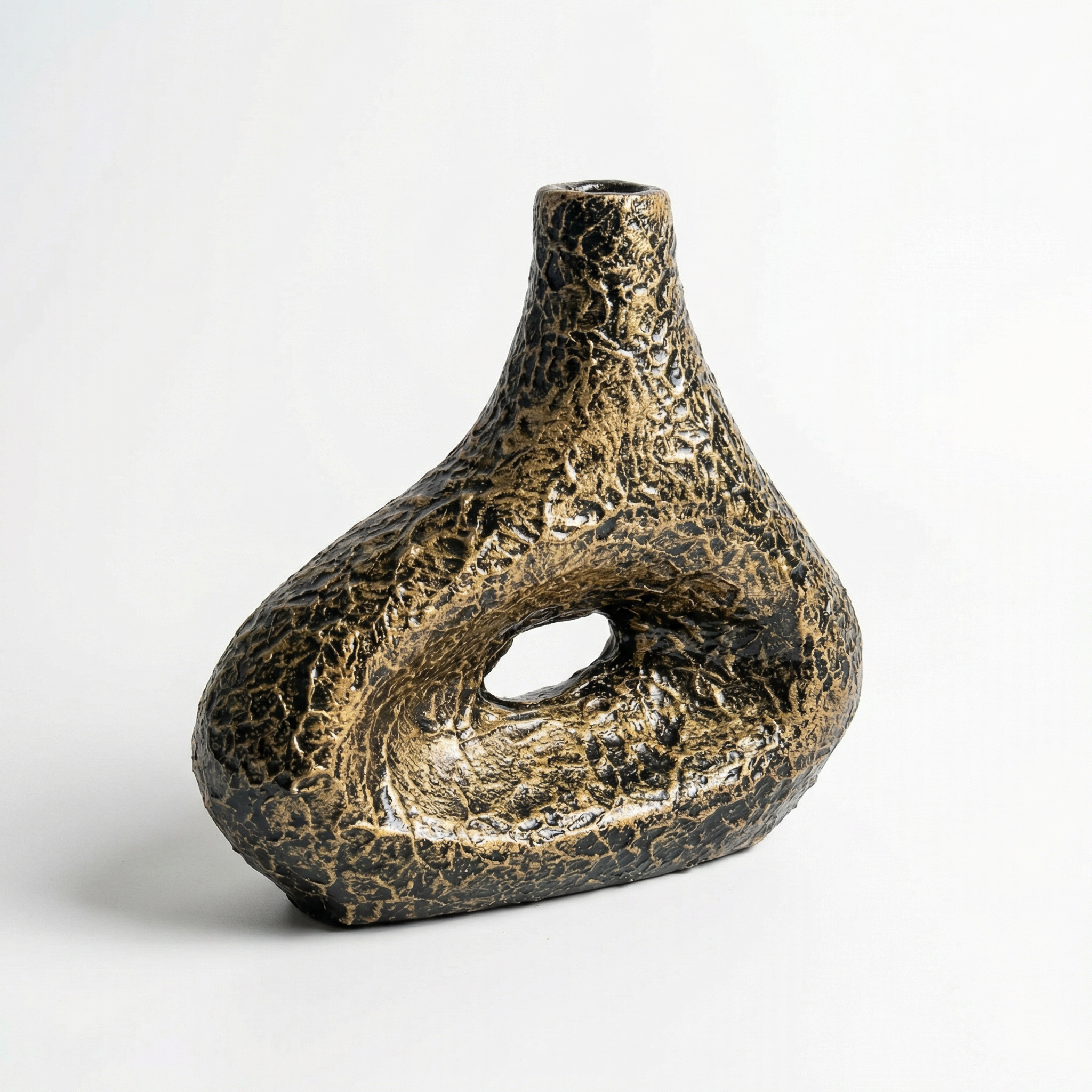 Aureline Relic Void Vase