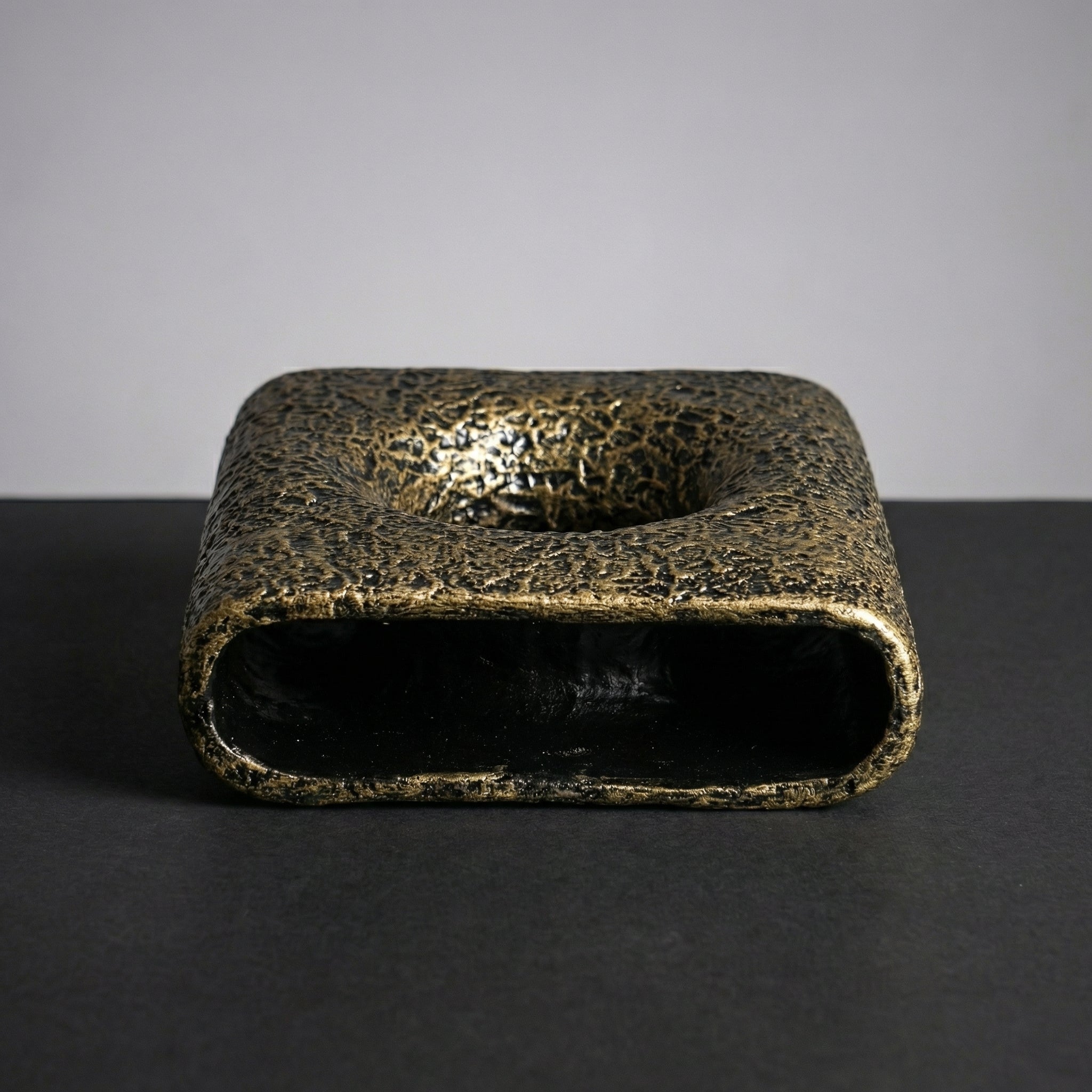 Aureline Relic Halo Vase