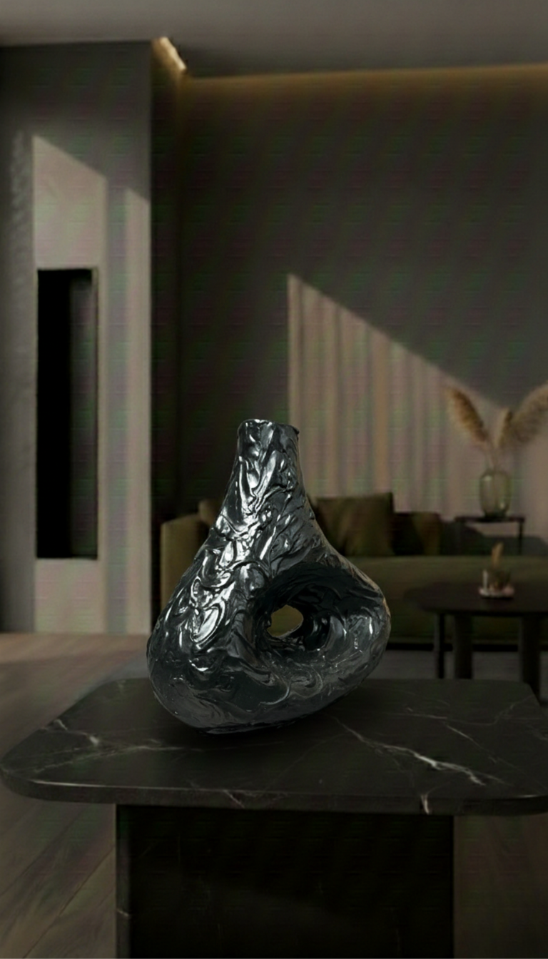 Noir Void Vase